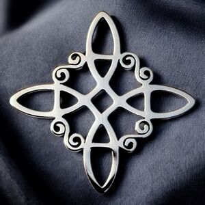 Elegant Celtic Knot Pin